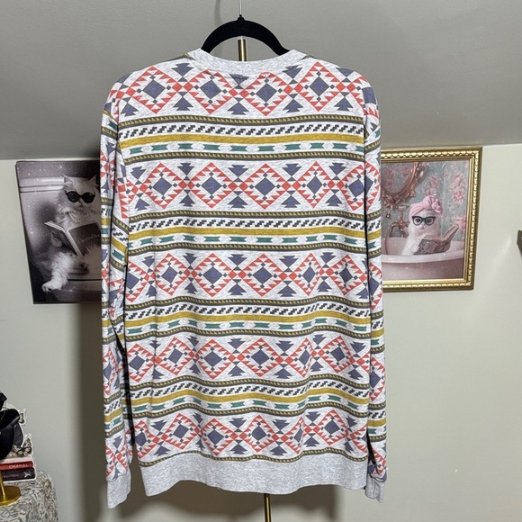 EC H&M Divided Gray and Colorful Men’s Lightweight Sweat Shirt - Picture 2 of 6